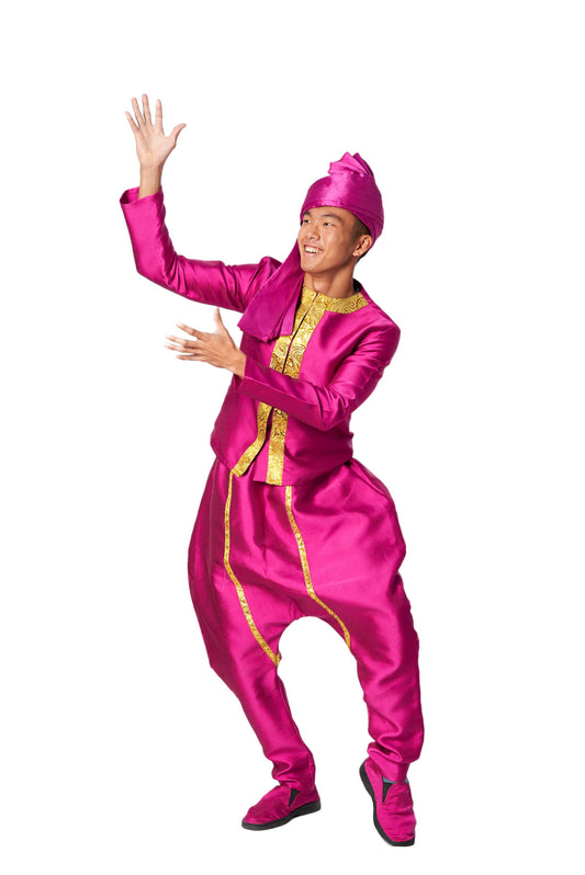 Indian Bhangra Dancer N02